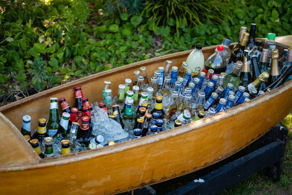 Ben-and-Chloe-boat-drinks